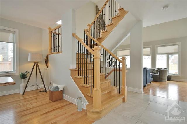 505 Chriscraft Way, House detached with 3 bedrooms, 3 bathrooms and 4 parking in Ottawa ON | Image 12