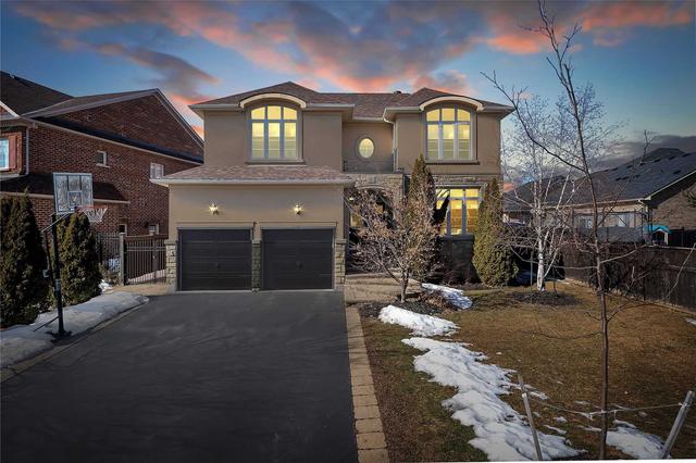 4 Belleville Dr, House detached with 4 bedrooms, 3 bathrooms and 6 parking in Brampton ON | Image 1