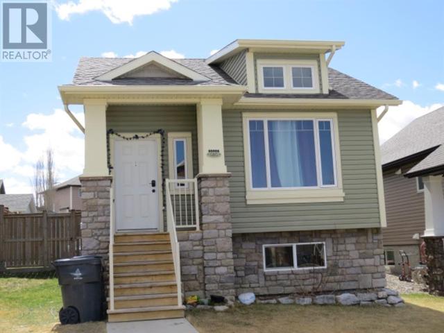 565 Mary Cameron Crescent N, House detached with 4 bedrooms, 2 bathrooms and 2 parking in Lethbridge AB | Card Image
