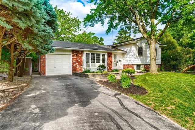 588 Holly Hill Cres, House detached with 2 bedrooms, 2 bathrooms and 4 parking in Burlington ON | Image 36