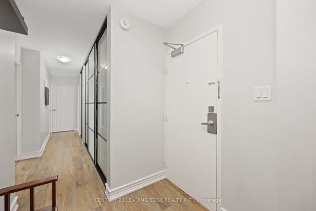 202 - 20 Gilder Dr, Condo with 3 bedrooms, 2 bathrooms and 1 parking in Toronto ON | Image 34
