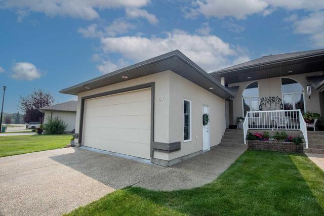37 - 8910 122 Avenue, Home with 3 bedrooms, 3 bathrooms and 2 parking in Grande Prairie AB | Image 1