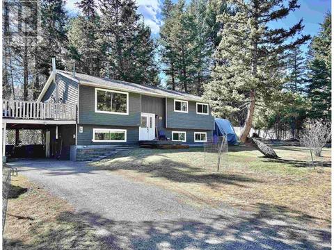 5085 Easzee Drive, House detached with 5 bedrooms, 3 bathrooms and null parking in Cariboo G BC | Card Image