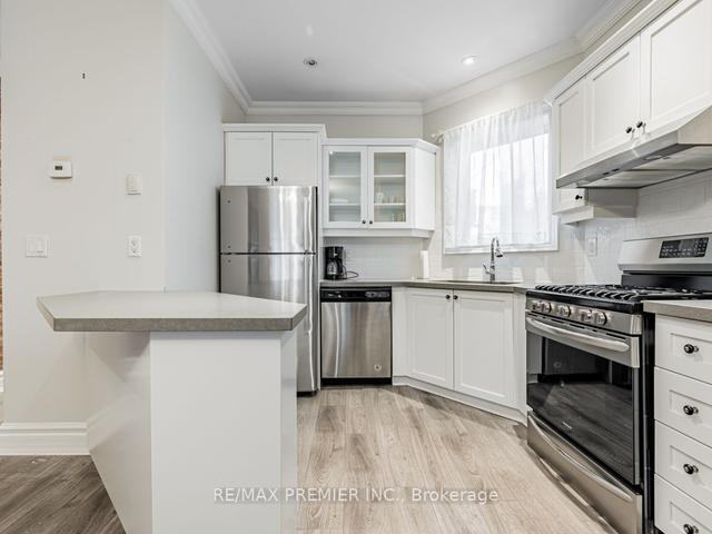 main - 10 St Annes Rd, House semidetached with 2 bedrooms, 1 bathrooms and 0 parking in Toronto ON | Image 10