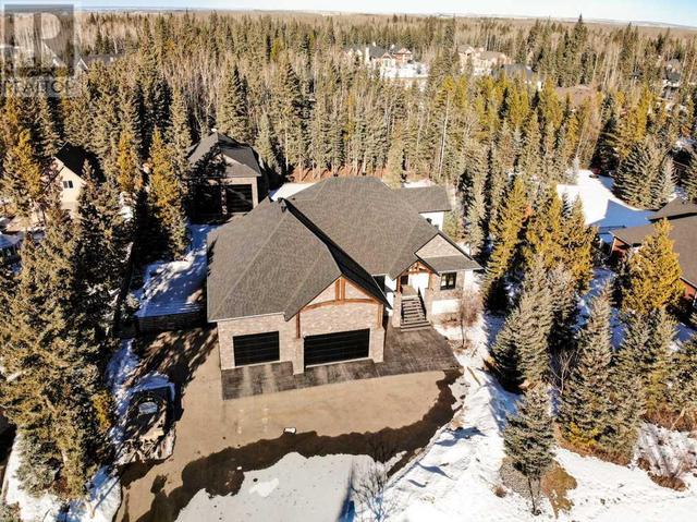 8118 Tamarack Trail, House detached with 5 bedrooms, 3 bathrooms and 5 parking in Grande Prairie County No. 1 AB | Image 2