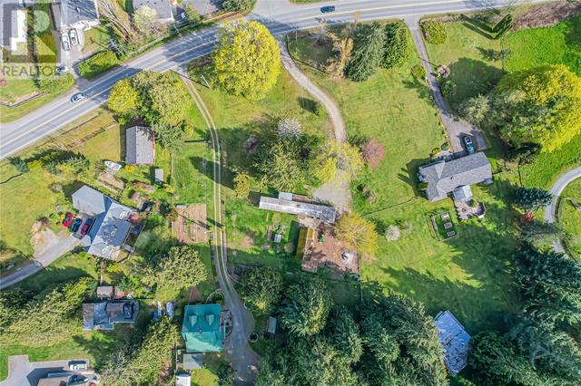 1490 Cowichan Bay Rd, House other with 3 bedrooms, 1 bathrooms and 3 parking in Cowichan Valley D BC | Image 11