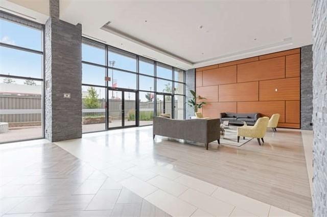 914 - 24 Woodstream Blvd, Condo with 1 bedrooms, 2 bathrooms and 1 parking in Vaughan ON | Image 3