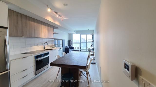 1506 - 6 Sonic Way, Condo with 1 bedrooms, 2 bathrooms and 1 parking in Toronto ON | Image 5