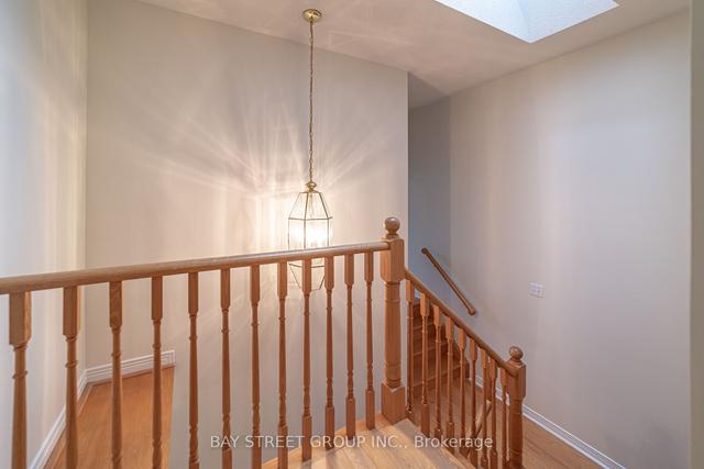 645 Carlton Rd, House detached with 4 bedrooms, 5 bathrooms and 4 parking in Markham ON | Image 16