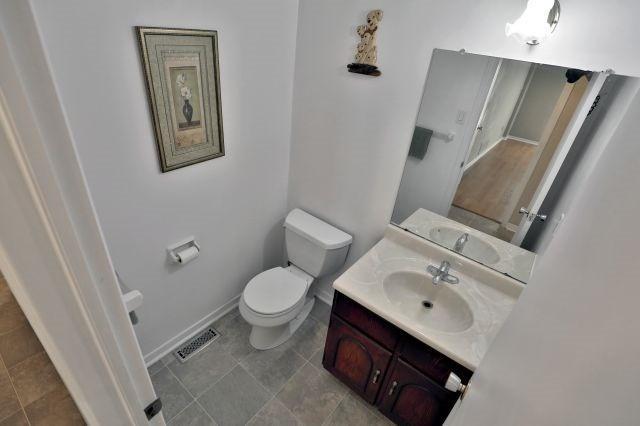 174 Maurice Dr, House detached with 4 bedrooms, 4 bathrooms and 2 parking in Oakville ON | Image 8