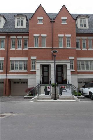 Th02 - 379 Madison Ave, Condo with 3 bedrooms, 3 bathrooms and 1 parking in Toronto ON | Image 2