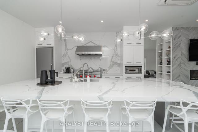 7580 King Vaughan Rd, House detached with 4 bedrooms, 4 bathrooms and 20 parking in Vaughan ON | Image 37