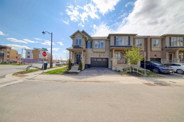 3090 Blackfriar Commons, House attached with 3 bedrooms, 3 bathrooms and 2 parking in Oakville ON | Image 1