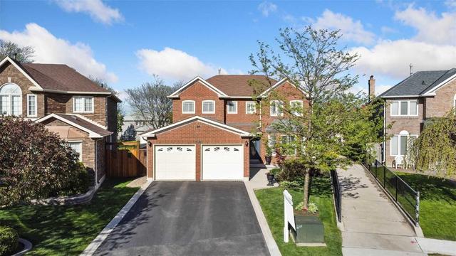 26 Blackwell Pl, House detached with 4 bedrooms, 4 bathrooms and 8 parking in Brampton ON | Image 1