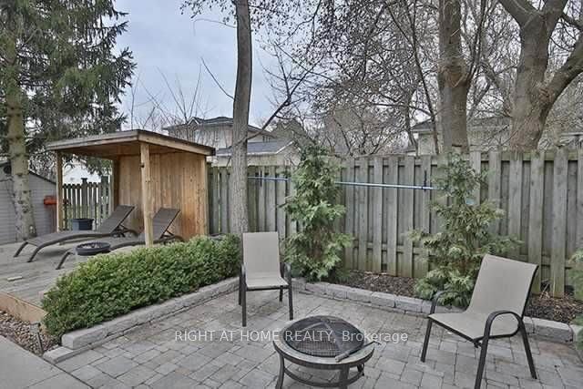 1805 Appleview Rd, House detached with 3 bedrooms, 2 bathrooms and 4 parking in Pickering ON | Image 5