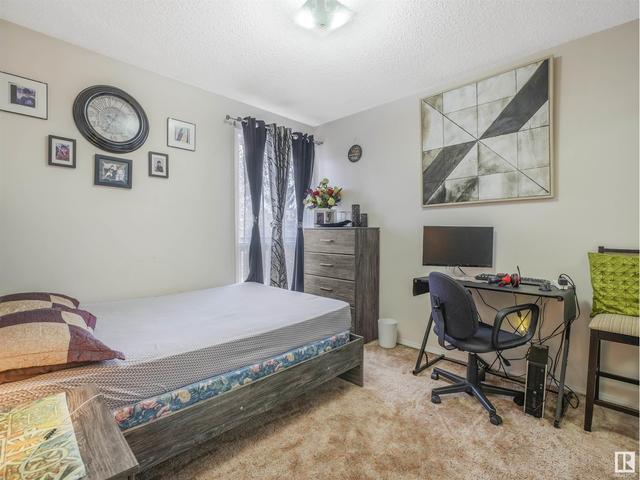 2216 113 St Nw, House semidetached with 4 bedrooms, 2 bathrooms and null parking in Edmonton AB | Image 15