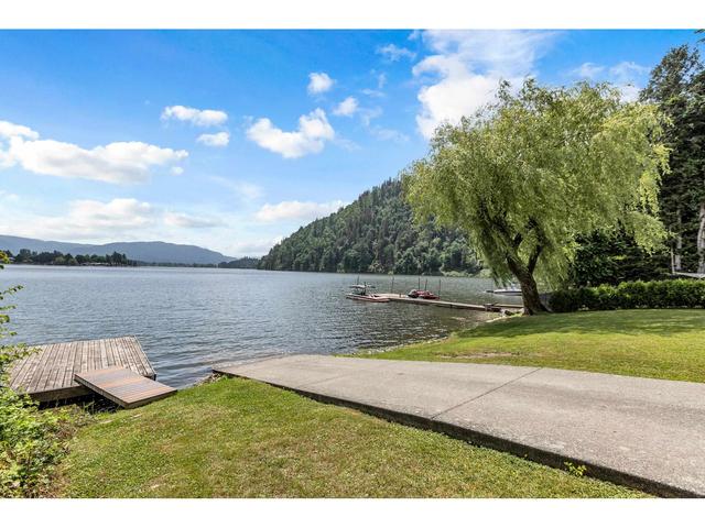 35087 North Sward Road, House detached with 3 bedrooms, 2 bathrooms and 3 parking in Fraser Valley F BC | Image 32