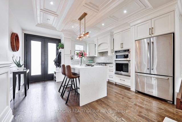 463 Keele St, House semidetached with 3 bedrooms, 4 bathrooms and 2 parking in Toronto ON | Image 3