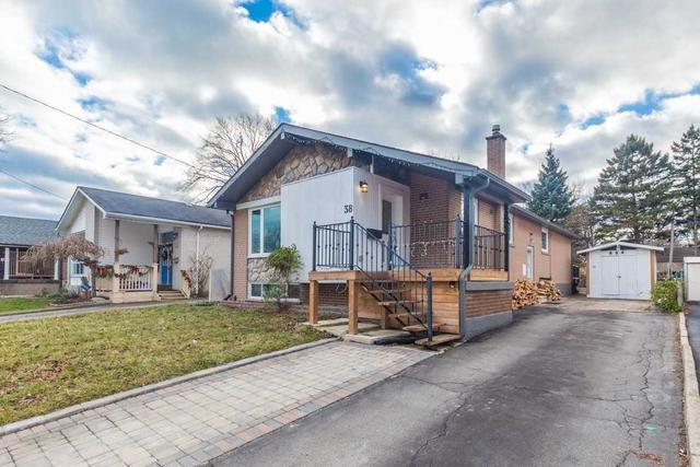 38 Rowallan Dr, House detached with 4 bedrooms, 1 bathrooms and 2 parking in Toronto ON | Image 1