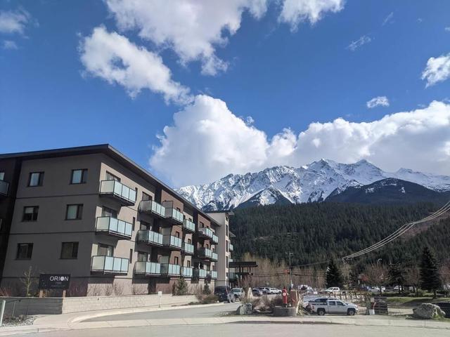 105 - 7350 Crabapple Court, Condo with 2 bedrooms, 2 bathrooms and null parking in Pemberton BC | Card Image