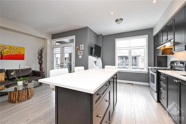 78 Stockholm Private, Townhouse with 3 bedrooms, 3 bathrooms and 2 parking in Ottawa ON | Image 17