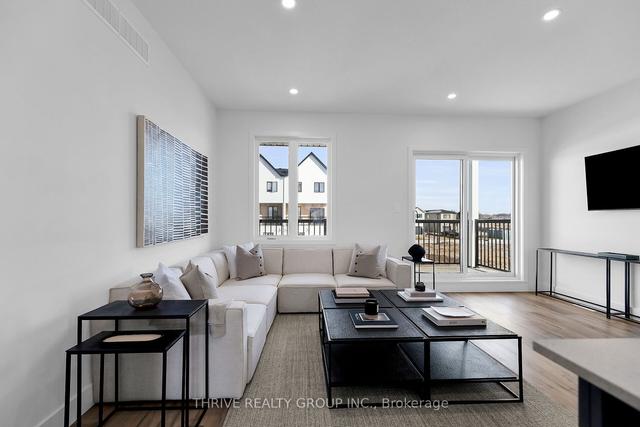 56 - 1595 Capri Cres, Townhouse with 3 bedrooms, 4 bathrooms and 2 parking in London ON | Image 2