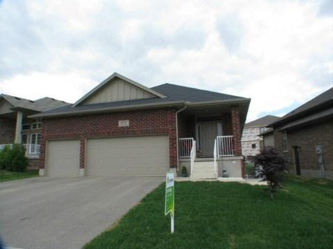 1152 Oakcrossing Rd, House detached with 3 bedrooms, 3 bathrooms and 6 parking in London ON | Image 1