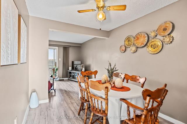37 - 3175 Kirwin Ave, Townhouse with 3 bedrooms, 2 bathrooms and 2 parking in Mississauga ON | Image 3