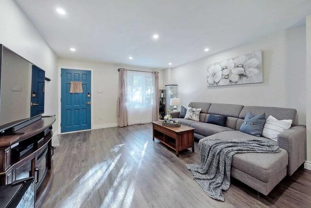 301 Parliament St, House semidetached with 3 bedrooms, 3 bathrooms and 2 parking in Toronto ON | Image 37