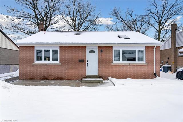 6792 Jill Drive, House detached with 3 bedrooms, 1 bathrooms and 2 parking in Niagara Falls ON | Image 1