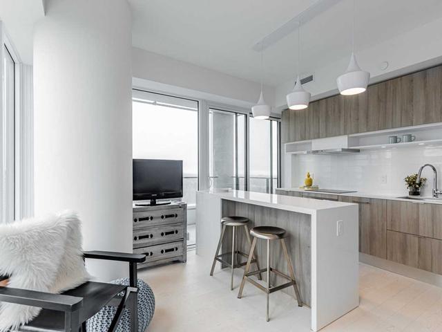 2907 - 5 Soudan Ave, Condo with 2 bedrooms, 2 bathrooms and 1 parking in Toronto ON | Image 22