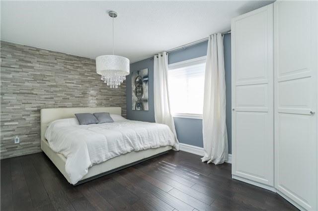 1130 Little Cres, House detached with 4 bedrooms, 3 bathrooms and 2 parking in Milton ON | Image 12
