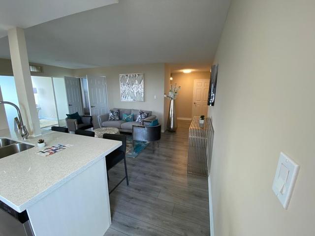 1403 - 30 Malta Ave, Condo with 3 bedrooms, 2 bathrooms and 1 parking in Brampton ON | Image 27