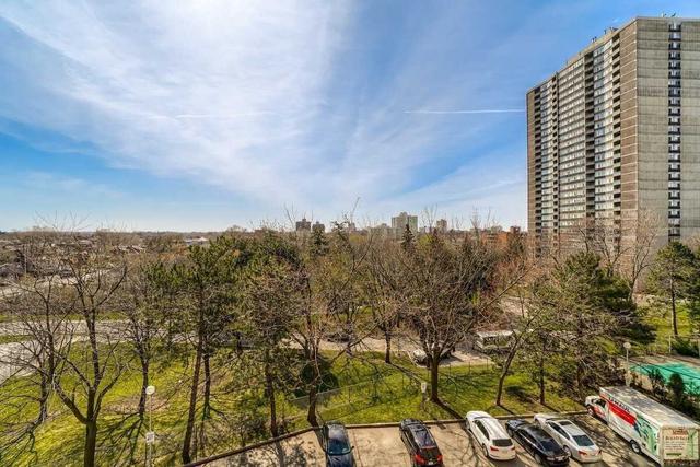 608 - 3120 Kirwin Ave, Condo with 3 bedrooms, 2 bathrooms and 1 parking in Mississauga ON | Image 31