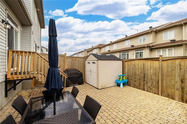 293 Macoun Circle, Townhouse with 3 bedrooms, 3 bathrooms and 3 parking in Ottawa ON | Image 29