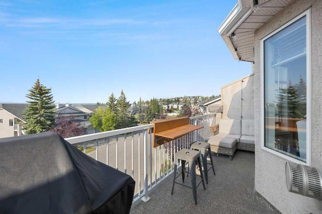 92 Sierra Morena Green Sw, Home with 2 bedrooms, 2 bathrooms and 4 parking in Calgary AB | Image 13