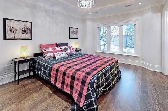 33 Cotswold Cres, House detached with 5 bedrooms, 8 bathrooms and 8 parking in Toronto ON | Image 24