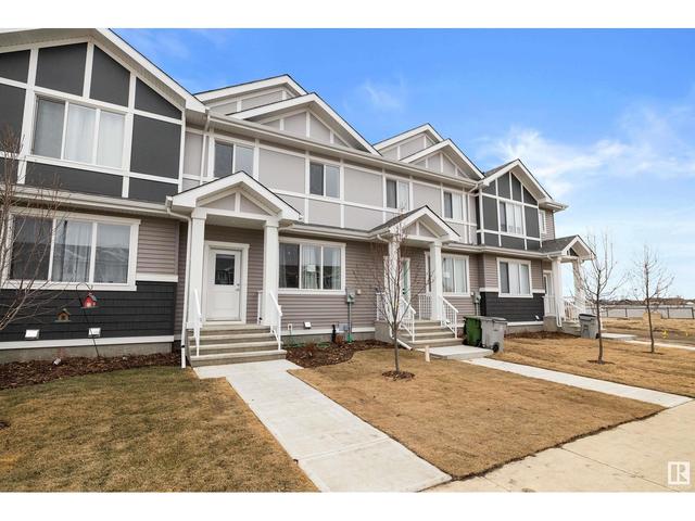 8515 96 Av, House attached with 3 bedrooms, 2 bathrooms and null parking in Morinville AB | Image 2