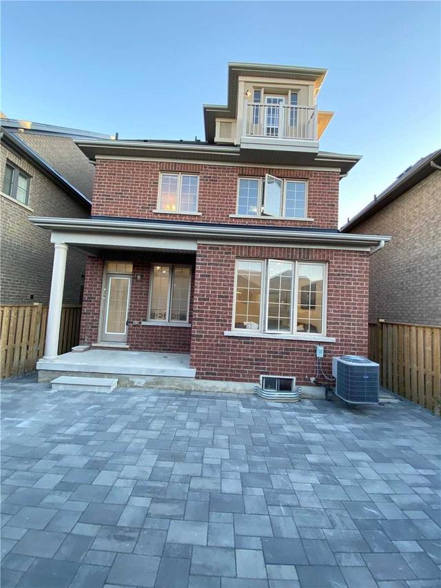 33 Berryman Lane, House detached with 5 bedrooms, 4 bathrooms and 3 parking in Markham ON | Image 17
