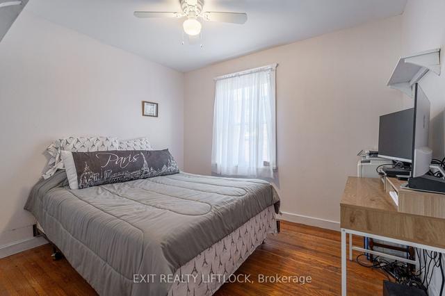 223 Prince St, House detached with 3 bedrooms, 1 bathrooms and 3 parking in Peterborough ON | Image 10