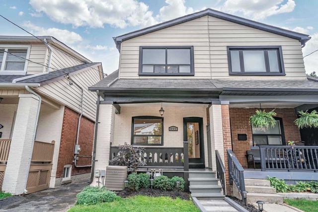 491 Glebeholme Blvd, House semidetached with 3 bedrooms, 2 bathrooms and 1 parking in Toronto ON | Image 1