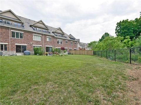 1551 Eglinton Ave W, House attached with 4 bedrooms, 5 bathrooms and 4 parking in Mississauga ON | Image 13