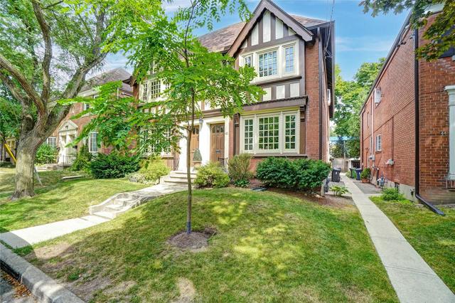 40 & 42 Strathgowan Ave, House detached with 4 bedrooms, 4 bathrooms and 4 parking in Toronto ON | Image 12