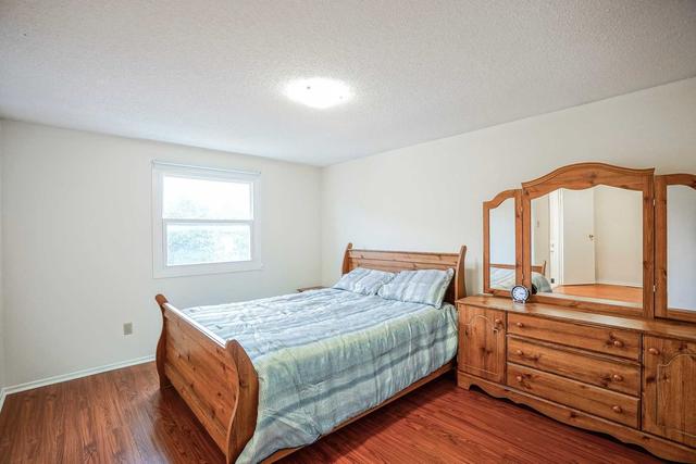 29 Kimbercroft Crt, House detached with 3 bedrooms, 3 bathrooms and 3 parking in Toronto ON | Image 16