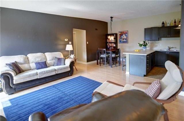 608 - 4140 Foxwood Dr, Townhouse with 3 bedrooms, 2 bathrooms and 1 parking in Burlington ON | Image 3