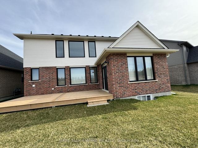 53 Keba Cres, House detached with 3 bedrooms, 4 bathrooms and 6 parking in Tillsonburg ON | Image 24