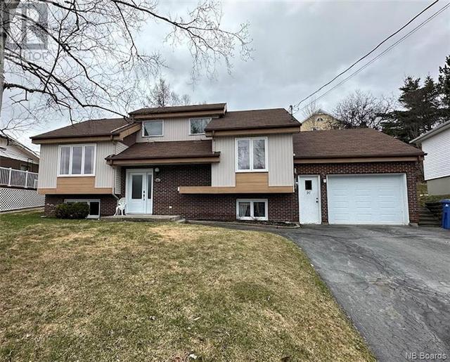 91 Guerrette Street, House detached with 3 bedrooms, 2 bathrooms and null parking in Edmundston NB | Image 1