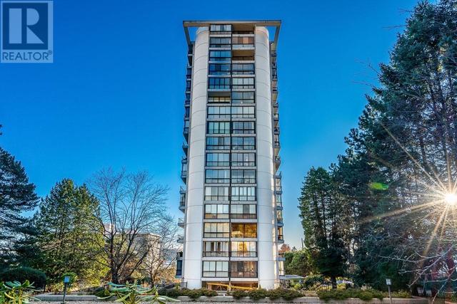 1004 - 650 16th Street, Condo with 1 bedrooms, 1 bathrooms and 1 parking in West Vancouver BC | Image 1