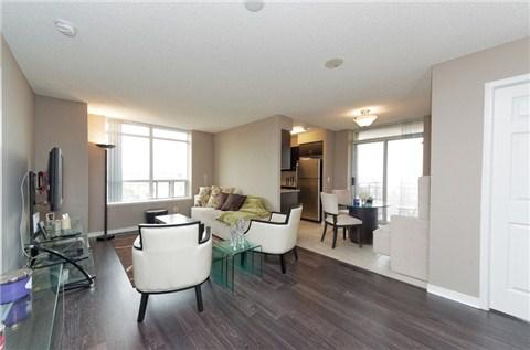 303 - 73 King William Cres, Condo with 2 bedrooms, 2 bathrooms and 1 parking in Richmond Hill ON | Image 3