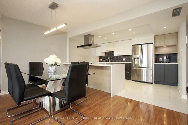 2108 - 131 Torresdale Ave, Condo with 2 bedrooms, 2 bathrooms and 2 parking in Toronto ON | Image 2